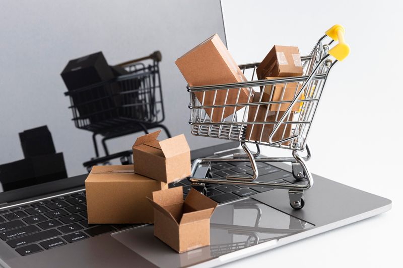 Commerce & Customer Portals